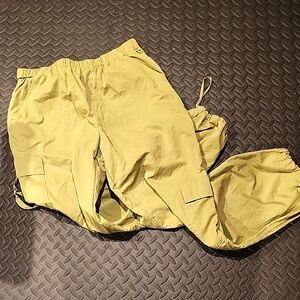 Tinseltown Olive Green Cargo Pants Relaxed Fit